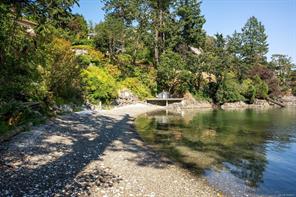 389 Moses Point Rd — listing photo 41 of 46