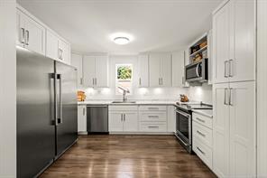 2612 Dunsmuir Ave — listing photo 33 of 42