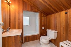 1512 Brooke St — listing photo 21 of 32