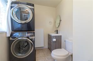 1512 Brooke St — listing photo 24 of 32