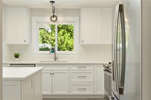 967 Woodpecker Pl — listing photo 20 of 87