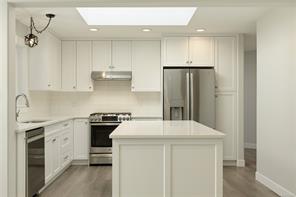 967 Woodpecker Pl — listing photo 22 of 87