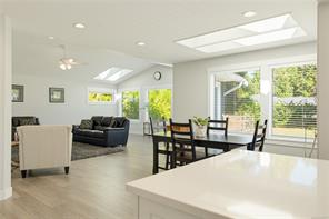 967 Woodpecker Pl — listing photo 26 of 87