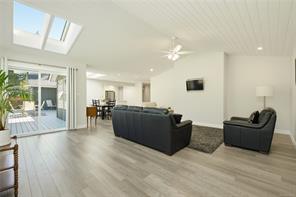 967 Woodpecker Pl — listing photo 38 of 87