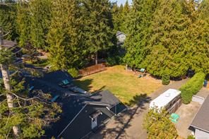 967 Woodpecker Pl — listing photo 70 of 87