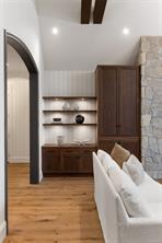 10600 Derrick Rd — listing photo 16 of 52