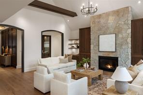 10600 Derrick Rd — listing photo 23 of 52