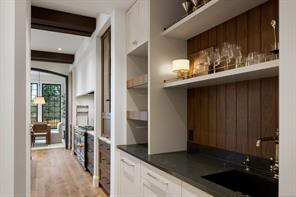 10600 Derrick Rd — listing photo 49 of 52