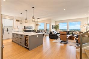 2423 Azurite Cres, Langford