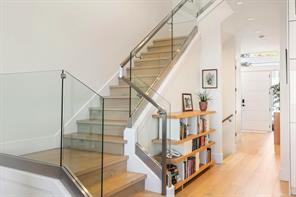 2423 Azurite Cres — listing photo 15 of 50