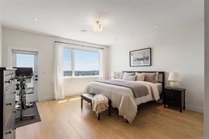2423 Azurite Cres — listing photo 17 of 50