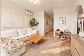 2423 Azurite Cres — listing photo 32 of 50