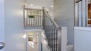 489 Lenhart Ave — listing photo 20 of 63