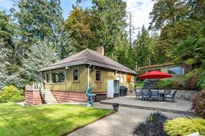 8530 West Saanich Rd — listing photo 15 of 69