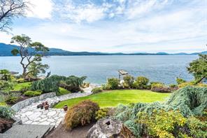 8530 West Saanich Rd — listing photo 17 of 69