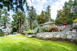 8530 West Saanich Rd — listing photo 19 of 69