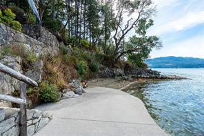 8530 West Saanich Rd — listing photo 24 of 69