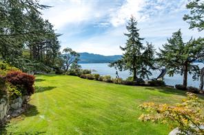 8530 West Saanich Rd — listing photo 36 of 69