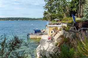 8530 West Saanich Rd — listing photo 49 of 69