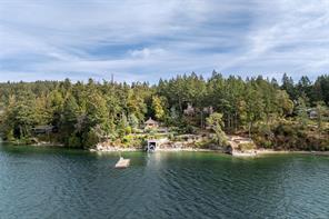 8530 West Saanich Rd — listing photo 53 of 69