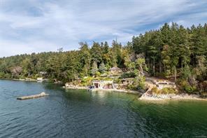 8530 West Saanich Rd — listing photo 54 of 69