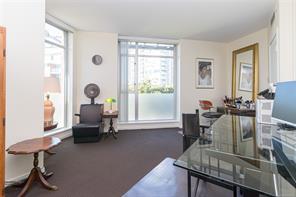 105-100 Saghalie Rd — listing photo 16 of 37