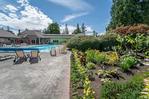 3572 Arbutus Dr — listing photo 35 of 60