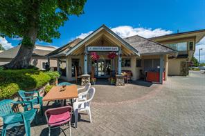 3572 Arbutus Dr — listing photo 41 of 60