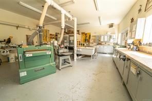 3572 Arbutus Dr — listing photo 42 of 60