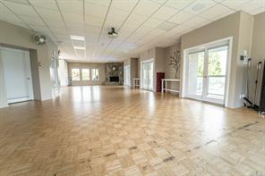 3572 Arbutus Dr — listing photo 47 of 60