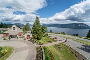 3572 Arbutus Dr — listing photo 53 of 60