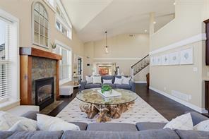 601 Sentinel Dr — listing photo 18 of 80