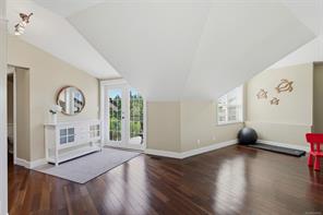601 Sentinel Dr — listing photo 31 of 80