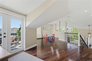 601 Sentinel Dr — listing photo 33 of 80