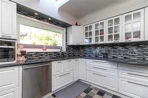 886 Cunningham Rd — listing photo 20 of 98