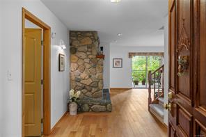 1769 Errington Rd — listing photo 20 of 54