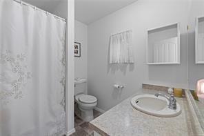 1769 Errington Rd — listing photo 27 of 54