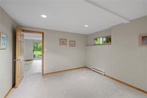1769 Errington Rd — listing photo 37 of 54
