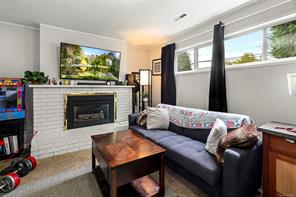 170 Stewart St — listing photo 15 of 26