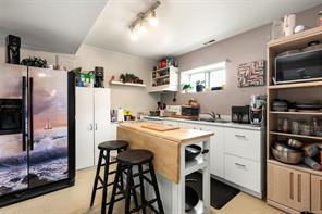 170 Stewart St — listing photo 18 of 26