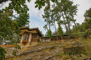 3326 Port Washington Rd — listing photo 56 of 68