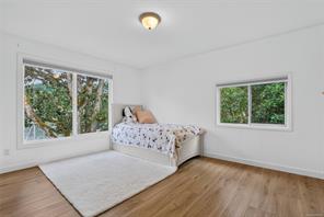 936 Arbutus Ave — listing photo 33 of 47