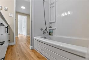 936 Arbutus Ave — listing photo 39 of 47