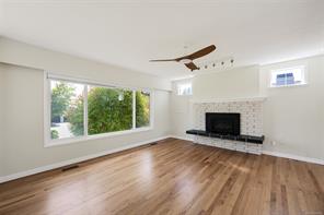 5348 Parker Ave — listing photo 14 of 84