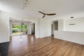 5348 Parker Ave — listing photo 18 of 84