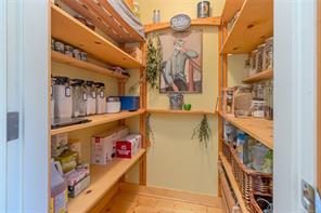 1860 Ashling Rd — listing photo 32 of 82