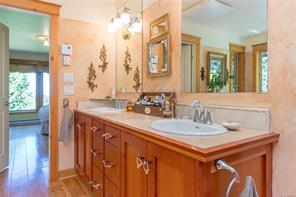 1860 Ashling Rd — listing photo 46 of 82