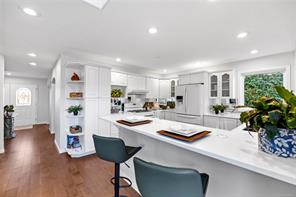 1777 Admiral Tryon Blvd — listing photo 22 of 99