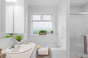 1777 Admiral Tryon Blvd — listing photo 39 of 99