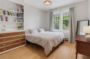 2734 Avebury Ave — listing photo 19 of 57